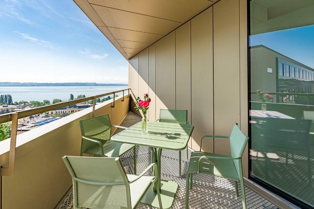Hotel Alpes & Lac Neuchâtel Kültér fotó
